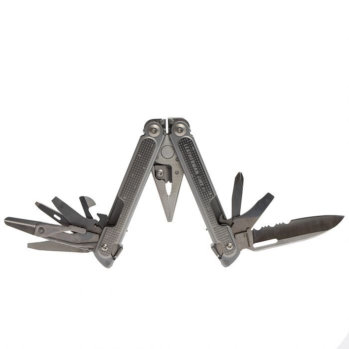 Мультитул Leatherman FREE P2 с нейлоновым чехлом, 19 функций